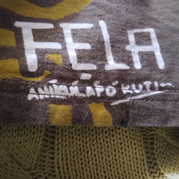 T-shirt - Picture 4 of 5